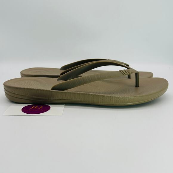 FitFlop Men's IQushion Ergonomic Thong Flip Flop Sandals Timberwolf Size 13 - Picture 1 of 12